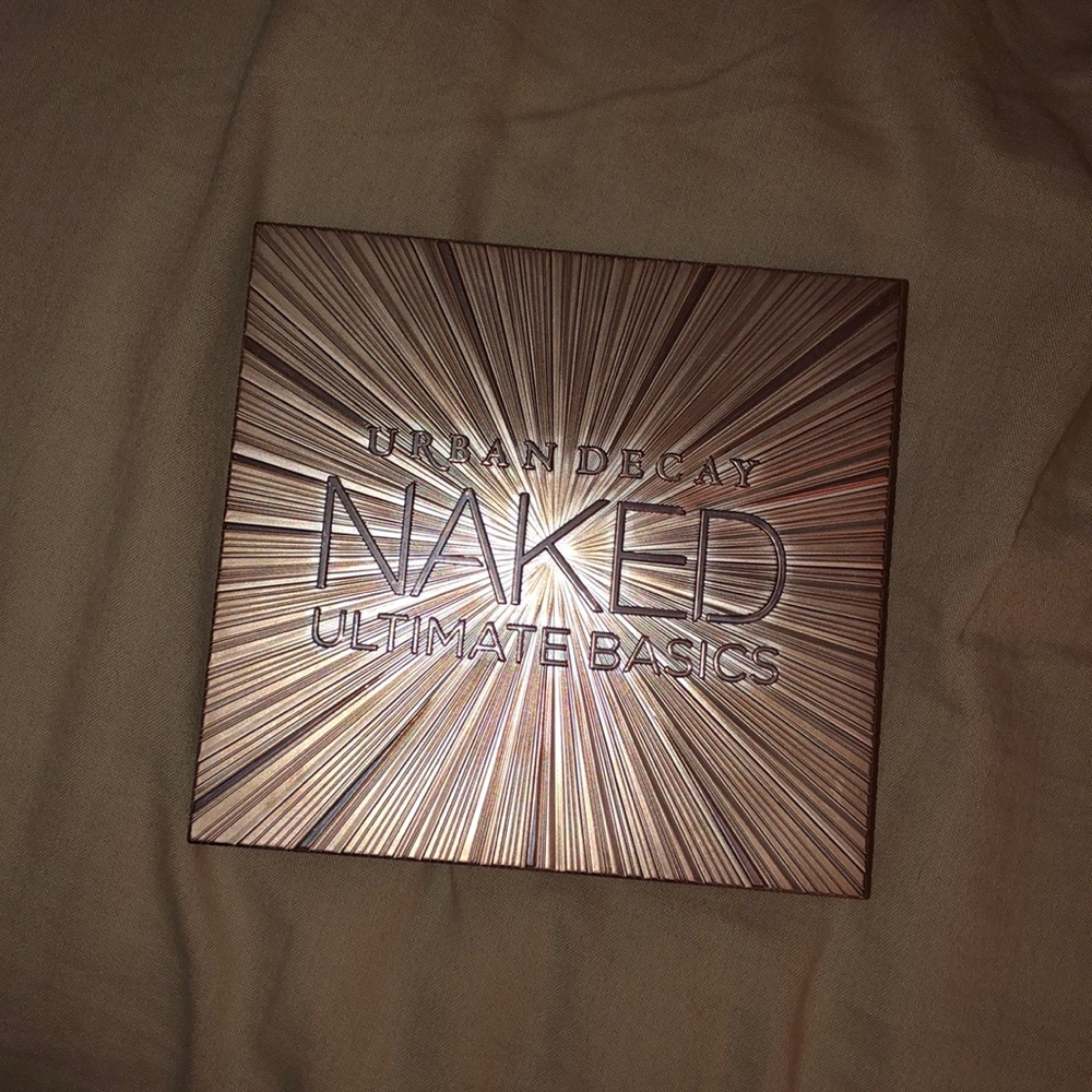 Naked ultimate basics pallete
